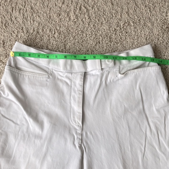 ๐ Westbound Essentials | Capris - Picture 2 of 8